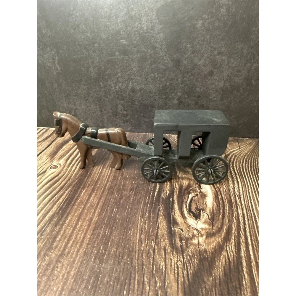 Yoder Family Ohio Hand Carved Wooden Horse Buggy Carriage Wagon USA Amish